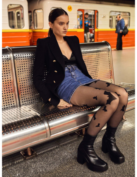 Dresuri negre de Halloween cu lilieci Dresuri negre de Halloween cu lilieci